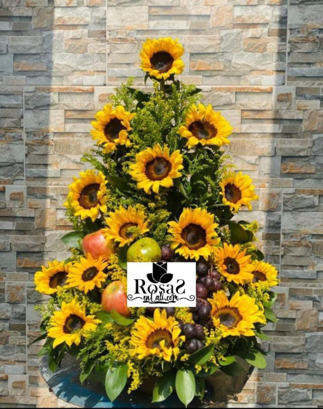 Frutero con girasoles en Cali